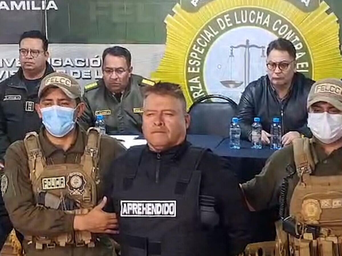    Генерал Хуан Хосе Сунига, задержанный после попытки госпереворота в Боливии© РИА Новости