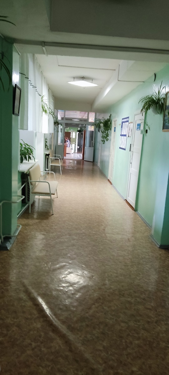 Вид слева, если выходишь из моей палаты. 