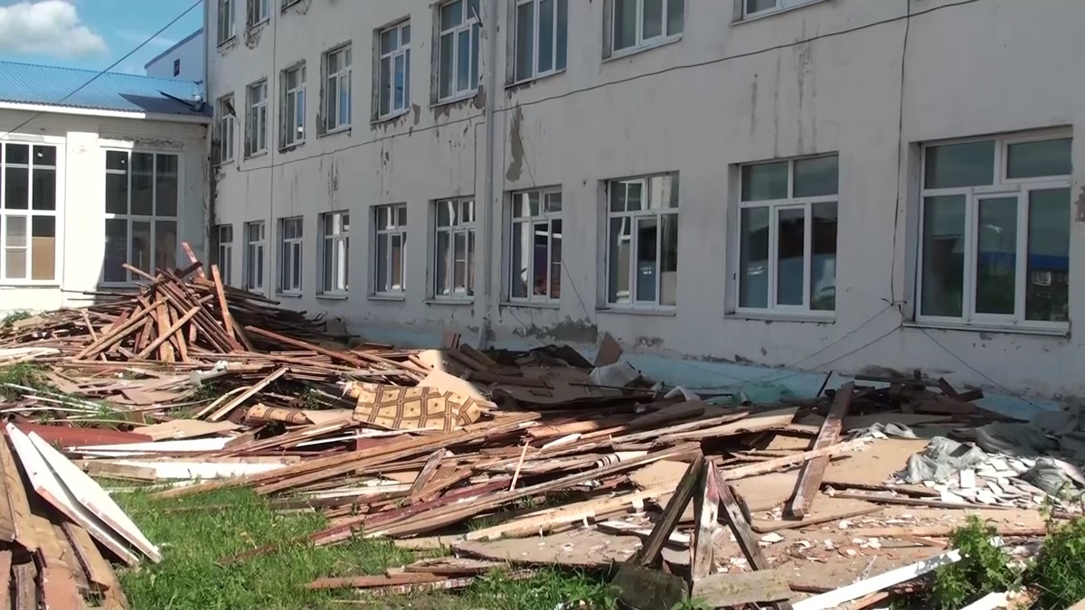    В Пионерском начали капремонт школы