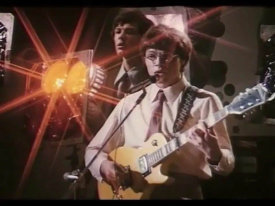 Кадр из фильма "Берегите женщин" 