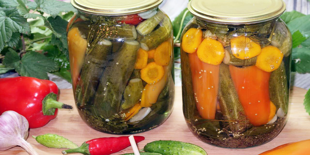 Маринованные огурцы с болгарским перцем и морковью на зиму
