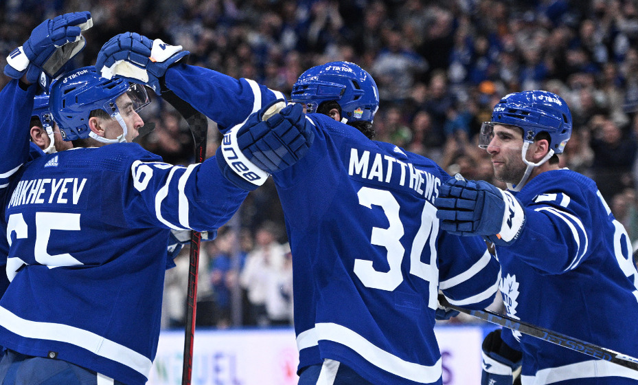    Дубль Ильи Михеева помог «Торонто». Фото: Reuters