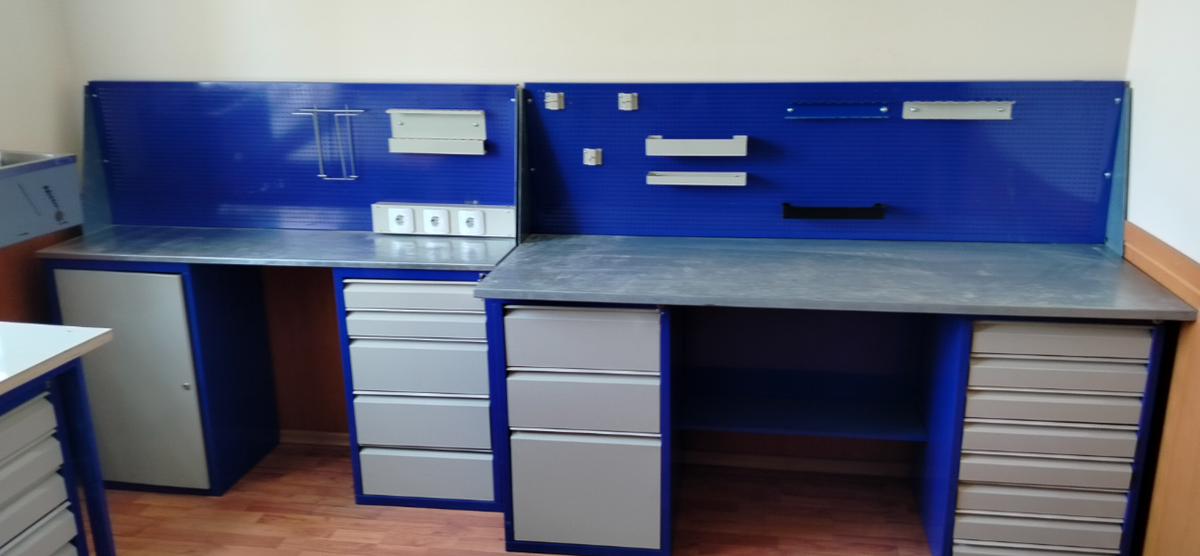 Фото верстака для работы слесаря