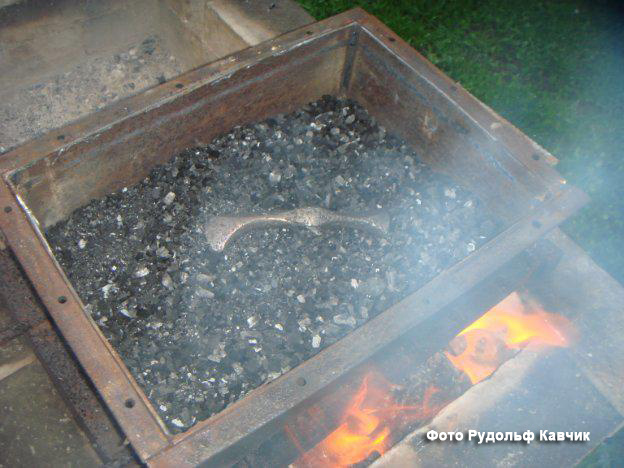 Углеродный реактор открытого типа.