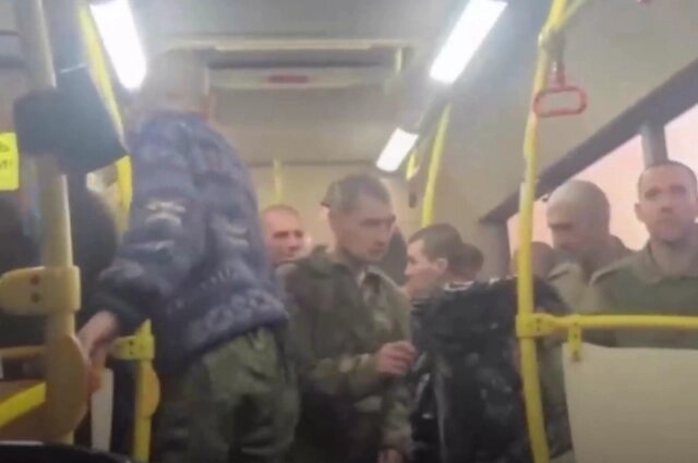    Видео с военнослужащими опубликовали в Telegram-канале Минобороны РФ. Фото: Министерство обороны РФ