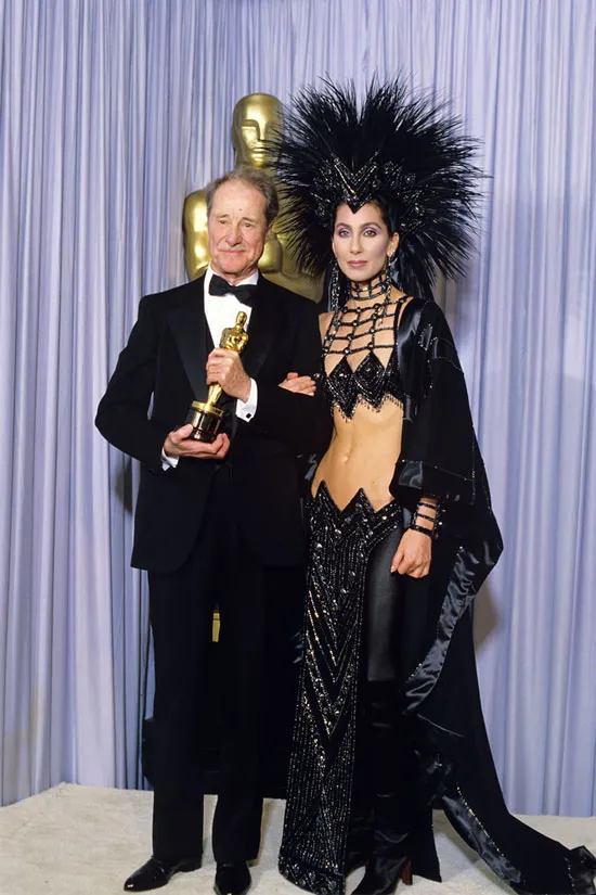 1985 Oscars Ceremony Cher Bob Mackie Gown, открытые фотоисточники 