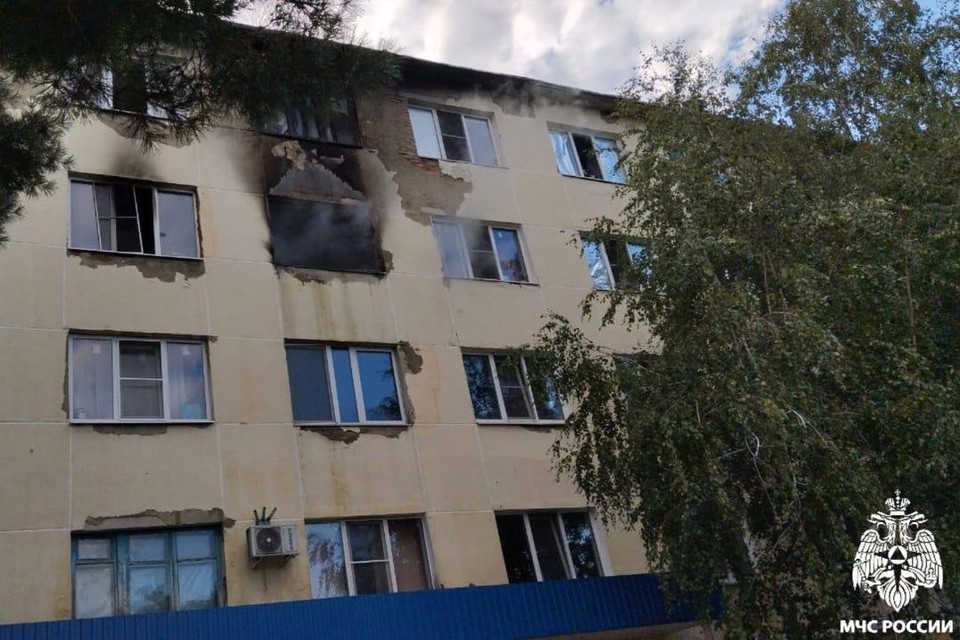    Пожар произошел в пятиэтажном общежитии в Белореченске Фото: пресс-служба ГУ МЧС РФ по Краснодарскому краю