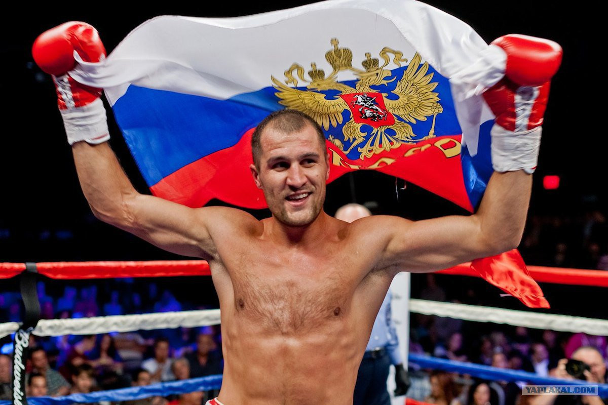 Всемирная боксерская организация (WBO) сняла санкции с российских спортсменов и вернула их в рейтинг. Эту новость сегодня обсуждает каждый причастный ил интересующийся боксом.