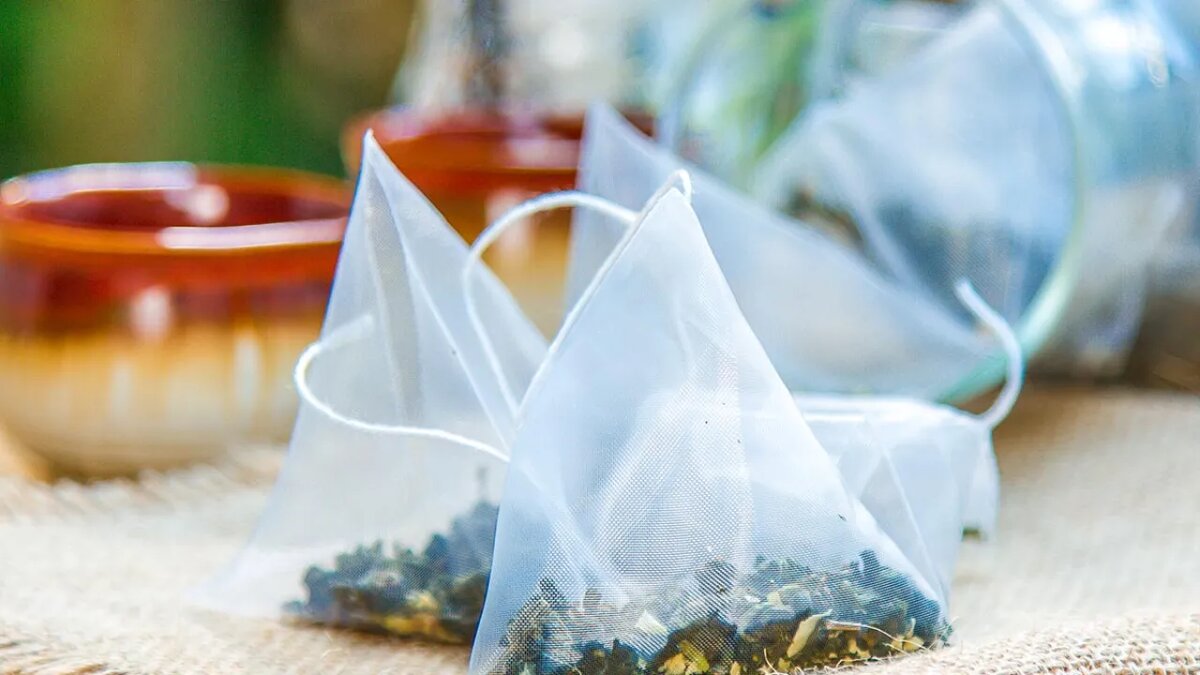    Чай в пакетиках-пирамидках.