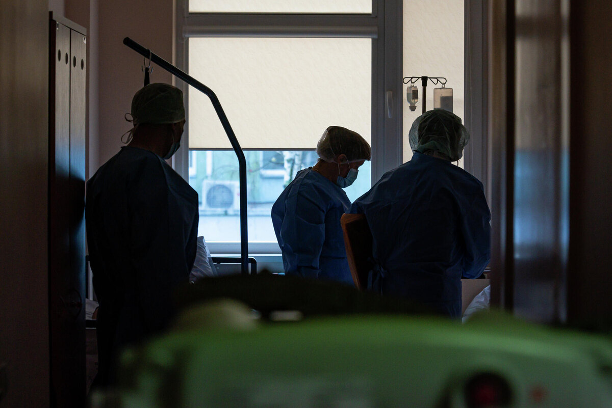 Неизвестно, сколько в Латвии останется гражданских медиков © Sputnik  