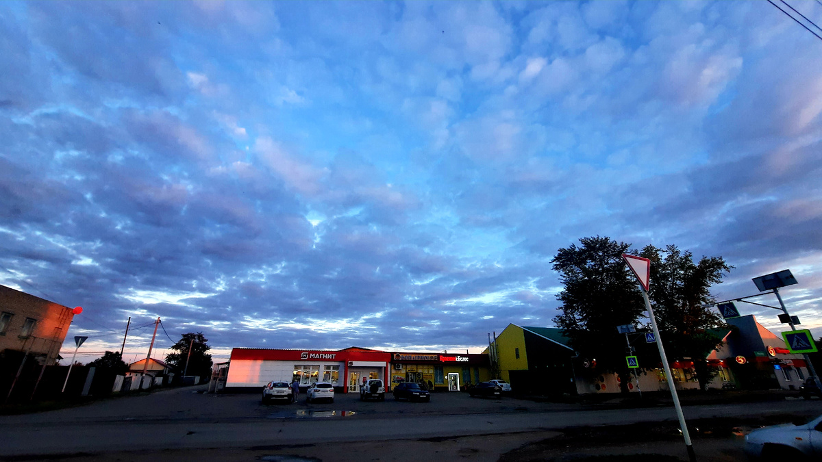 Вчера немного гуляла, фото сделала, сегодня они все в статье 