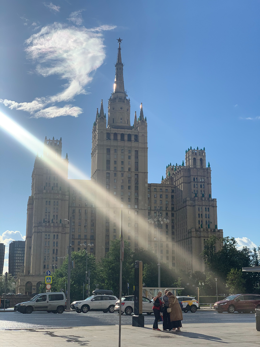  Высотка на Кудринской площади