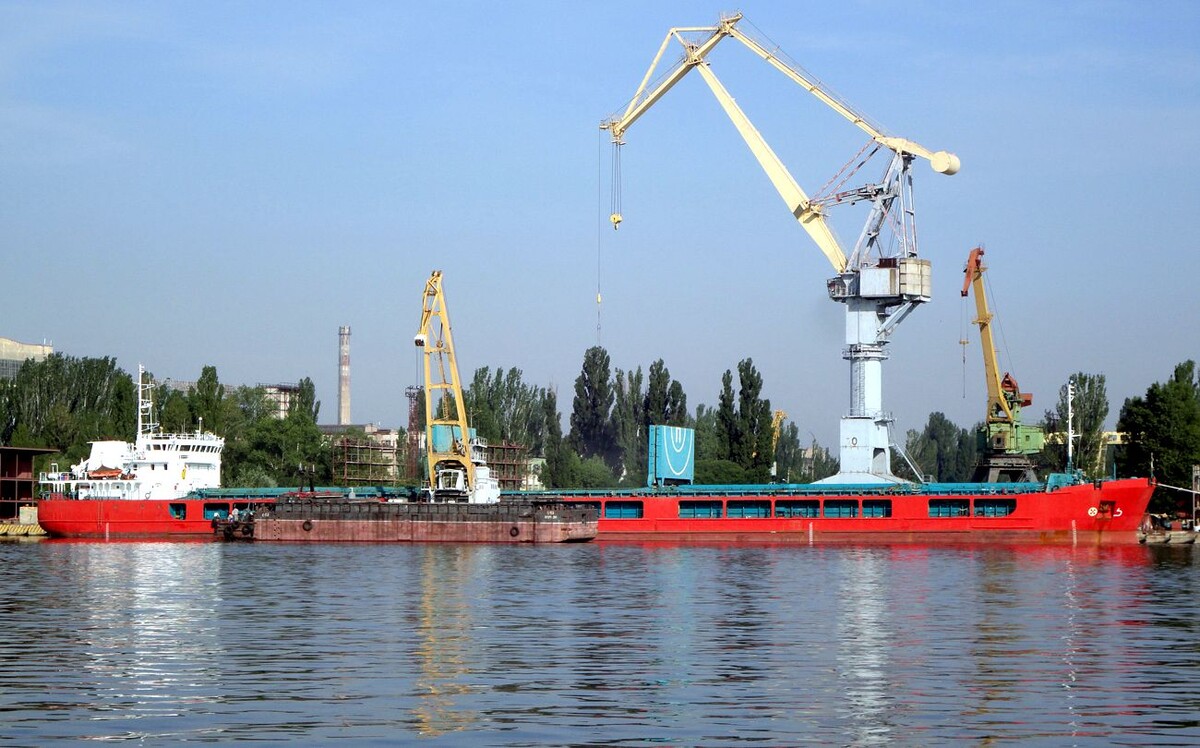 Кейс: оснащение судов системами контроля "Спутник-флот"