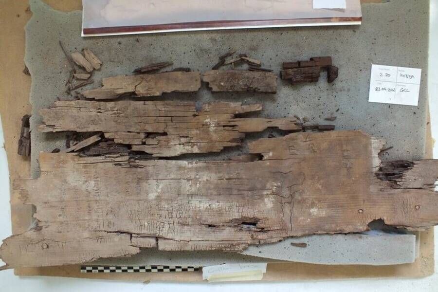 Остатки саркофага 