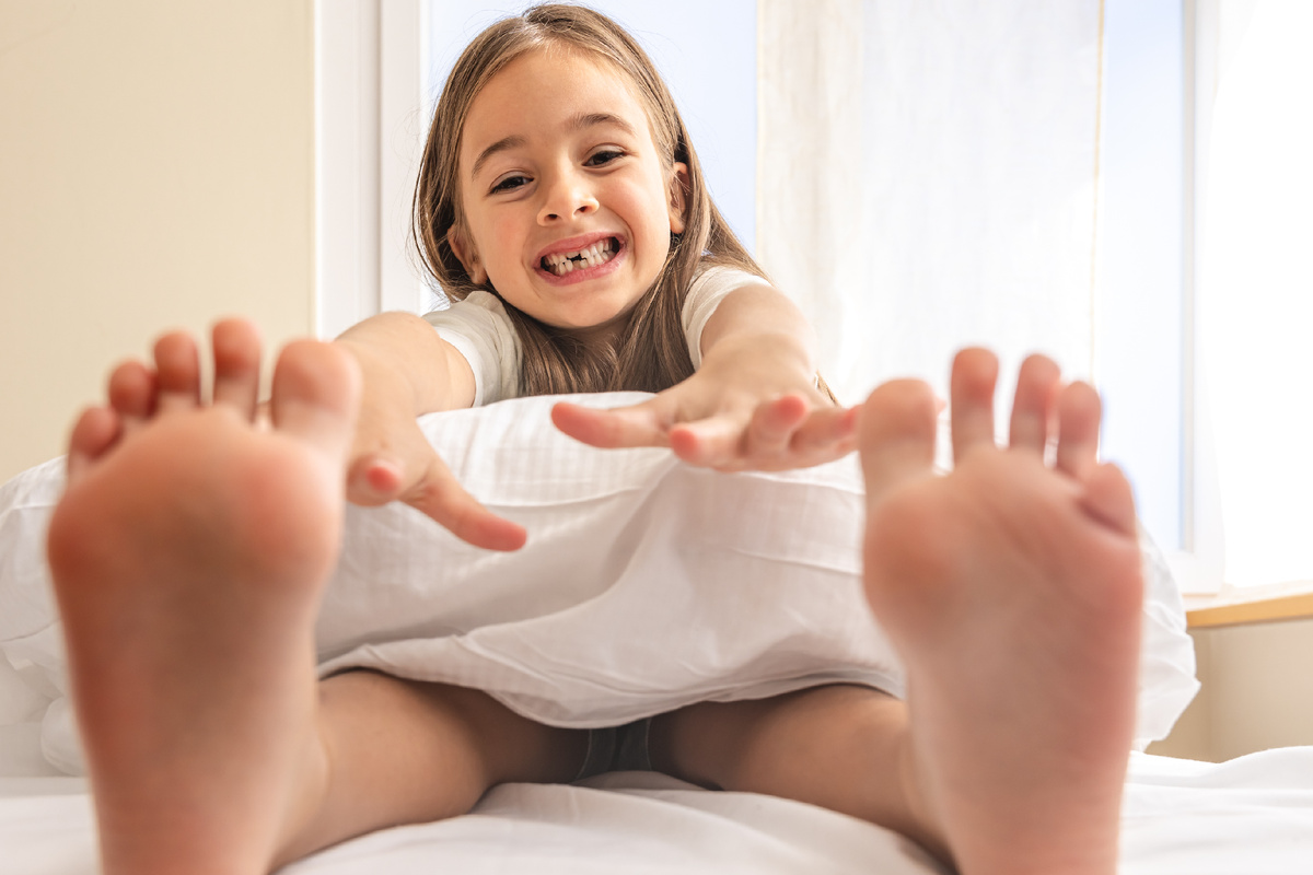 <a href="https://ru.freepik.com/free-photo/adorable-little-girl-her-bed-early-morning_33650510.htm#fromView=search&page=1&position=45&uuid=c342d805-88b1-4871-a888-8034b3030cf7">Изображение от pvproductions на Freepik</a>