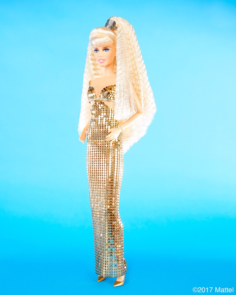 Claudia Schiffer Barbie Doll 2017 (Versace Gown) 2107, Mattel 