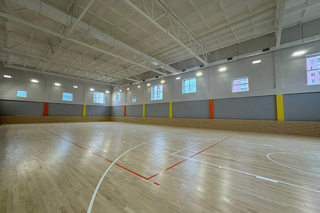    Школу на Мостовицкой должны сдать в сентябре