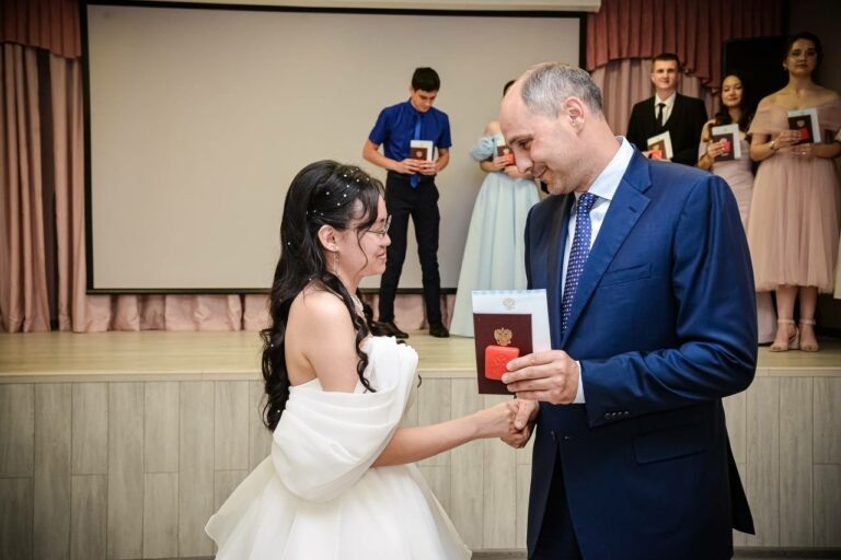    Денис Паслер вручил аттестаты выпускникам Губернаторского лицея для одаренных детей Белов Михаил Александрович