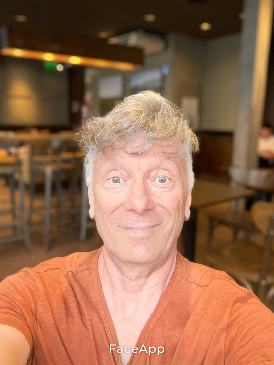 Так, по мнению искусственного интеллекта, я буду выглядеть в 78 лет.