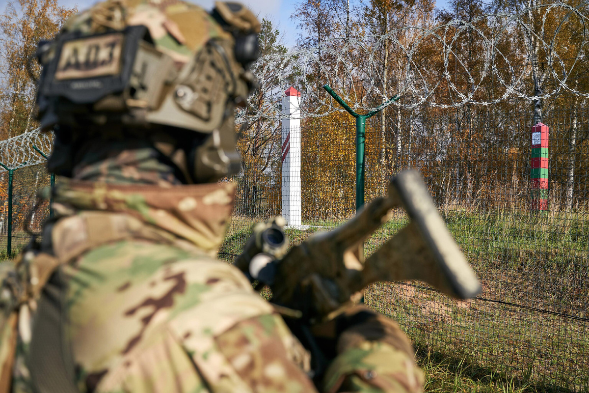 Пограничник на границе Латвии и Беларуси © Valsts kanceleja