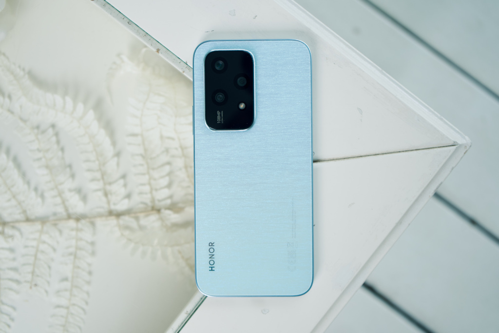    Honor 200 Lite