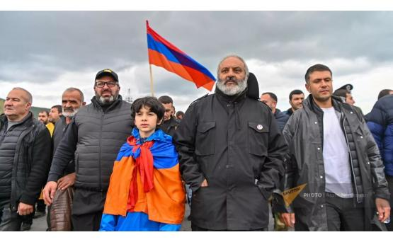 Захлестнувшая Армению в мае волна протестов с требованием отставки премьер-министра Никола Пашиняна после неудачи с созывом внеочередного заседания Национального Собрания во второй половине июня...-2