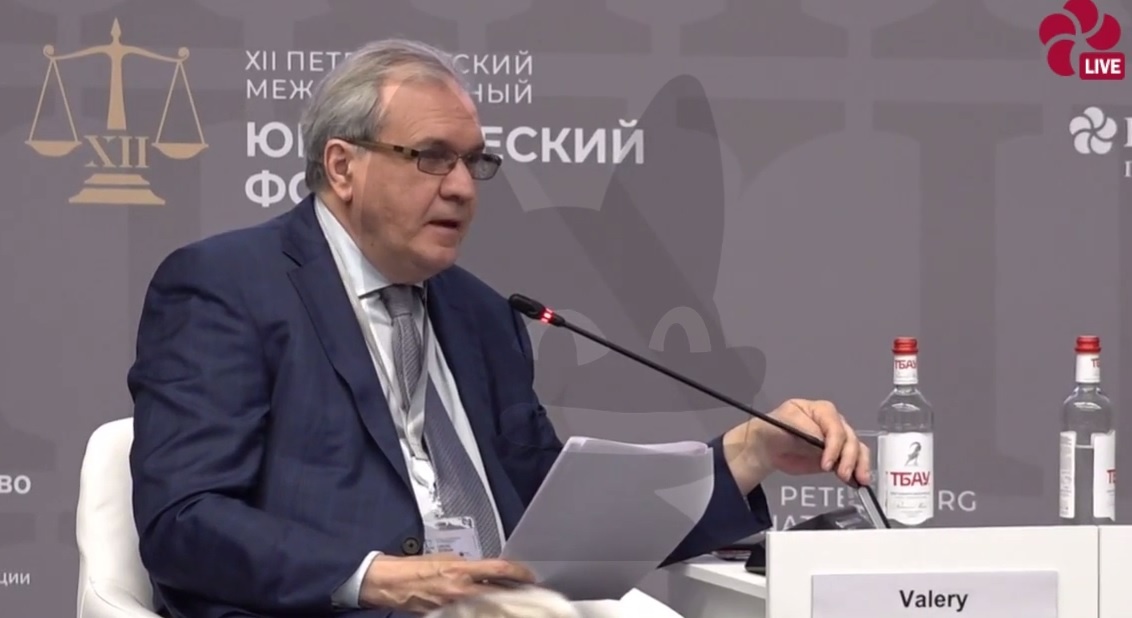    Фото: скриншот видео с выступления главы СПЧ Фадеева