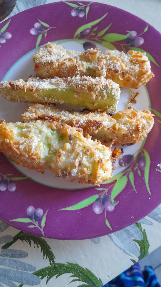 Кабачки в сырной панировке