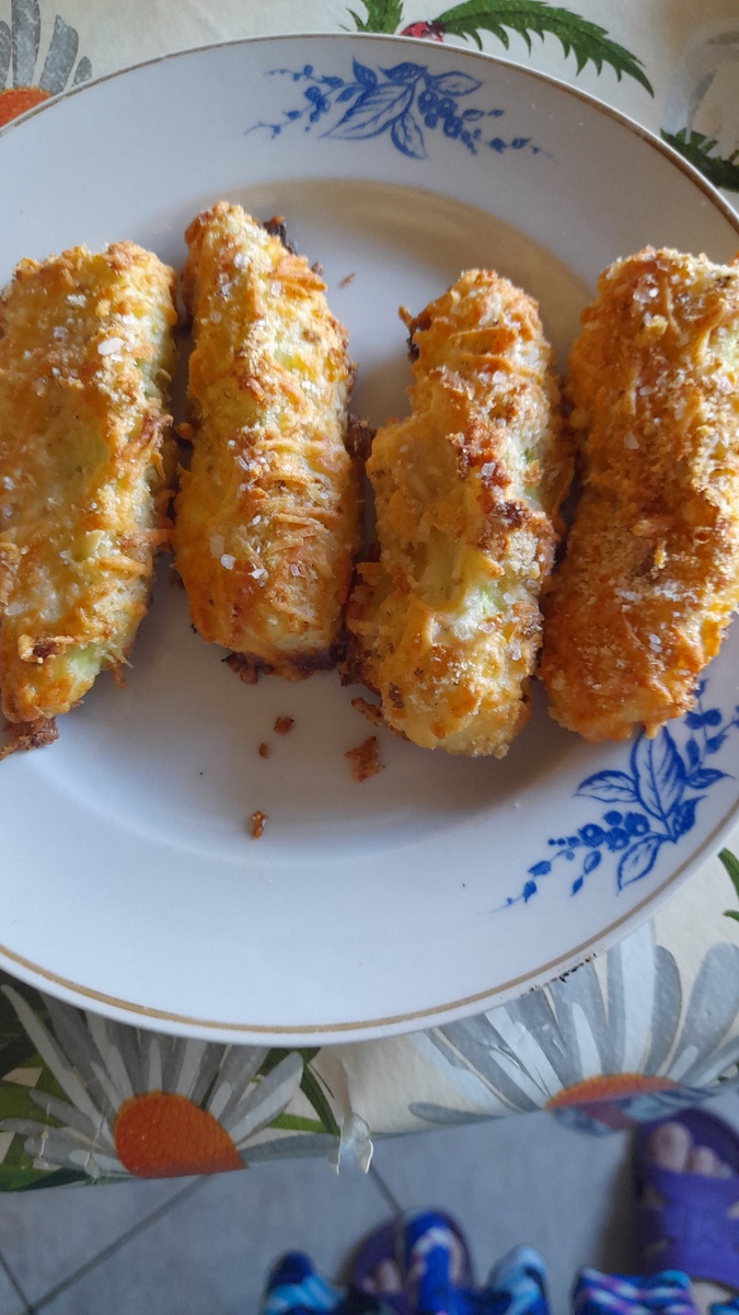 Кабачки в сырной панировке