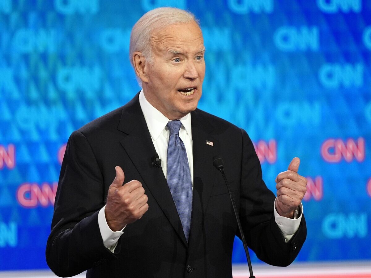    Первые телевизионные дебаты президента США Джо Байдена и его предшественника Дональда Трампа© AP Photo / Gerald Herbert