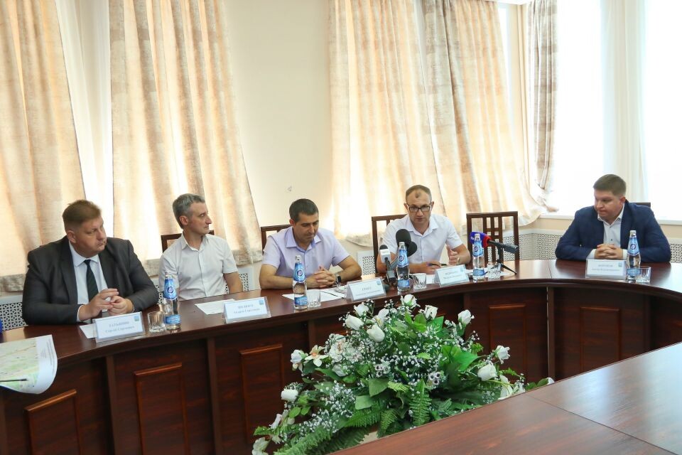    Брифинг о подготовке к отопительному сезону 27 июня. Источник: Виталий Барабаш
