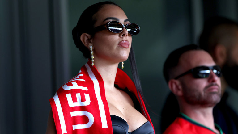    Джорджина Родригес на матче сборной Португалии против команды Турции в Дортмунде. 22 июня 2024 года. Getty Images