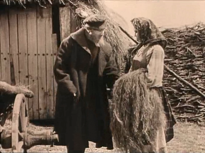 Кадр из кинофильма "Бабы рязанские" (1927)