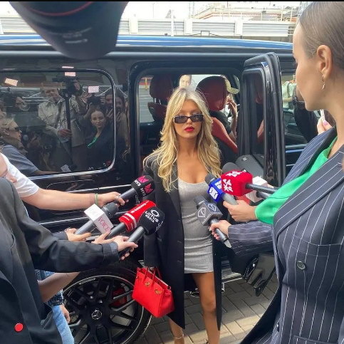     Избранник Люси Чеботиной должен понимать её шутки