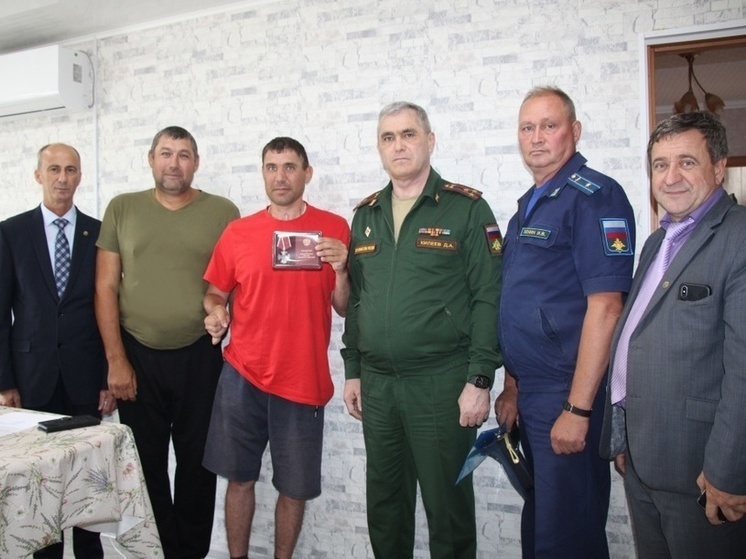     администрация Александровского района