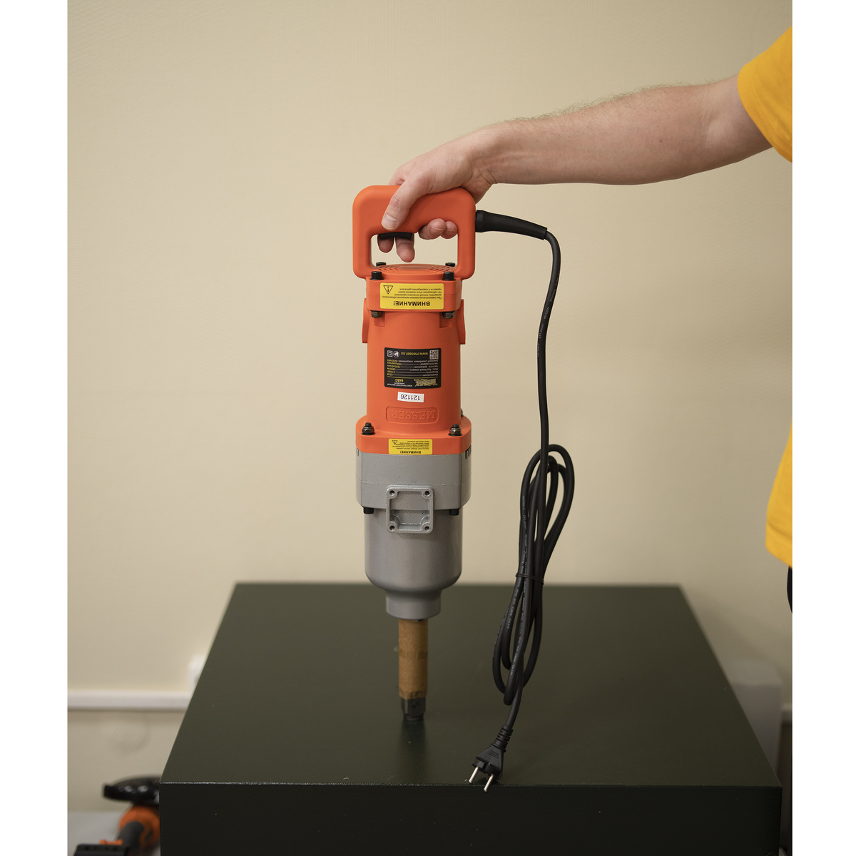 Электрический гайковерт для грузовых машин MESSER 645C