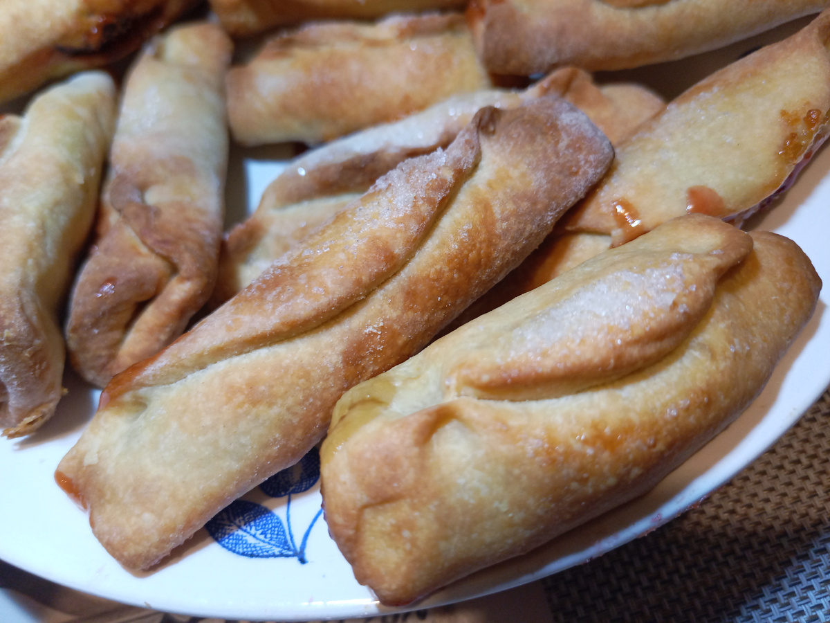 Вот, это творожные трубочки.