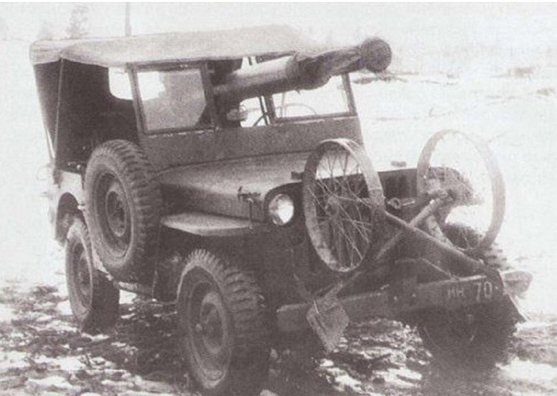 37-мм авиадесантная пушка ЧК-1М могла ставиться в т.ч. и на джипы