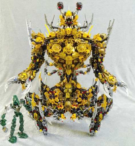 Hatsucarapar. Автор: necroscope_simplemocs