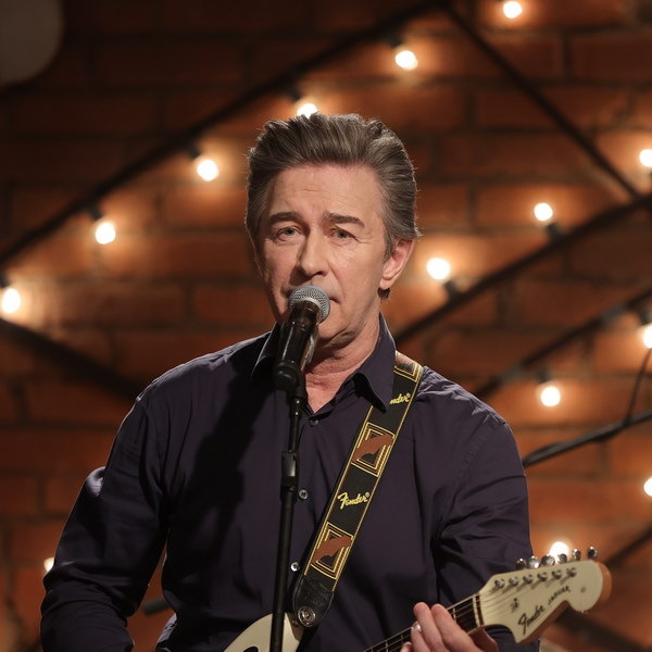     Валерий Сюткин выступит на «Квартирнике у Маргулиса» с Light Jazz