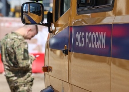    В Крыму разоблачили местных жителей, которые устраивали фиктивные браки с мигрантами для их легализации в России