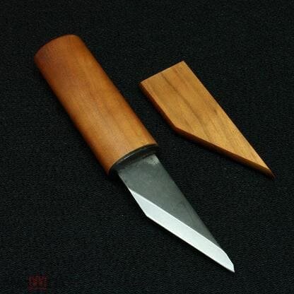 Шорные ножи с косым лезвием удобны для реза под углом. Листайте галлерею.