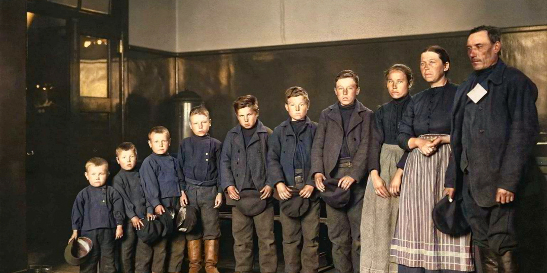 Подборка фотографий из прошлого, которые заставляют удивиться. 20 раскрашенных фотографий из XIX-ХХ века. Часть VI