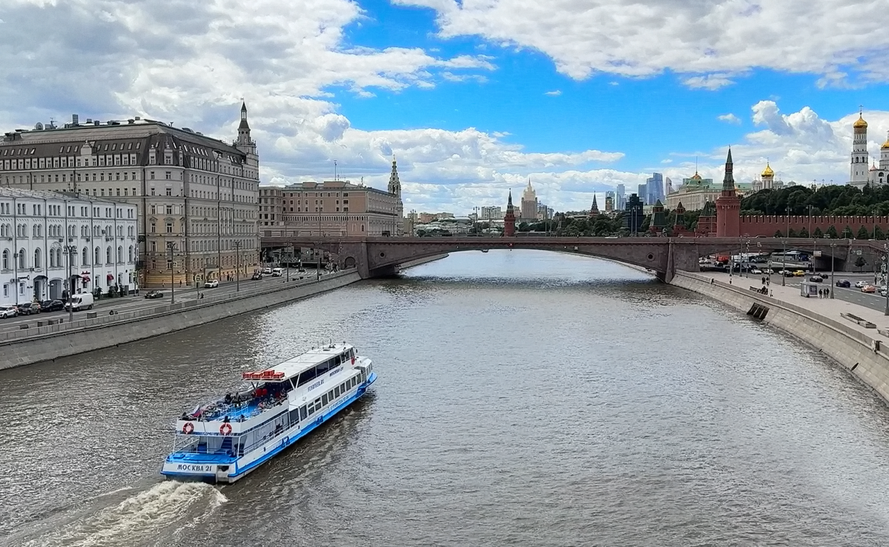 речные прогулки по москве-реке