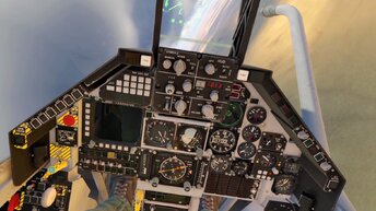 Вылет на итальянском ударном самолете AMX Ghibli в VR шлеме в War Thunder.