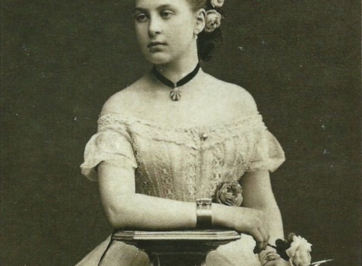 "Невеста полуребенок"