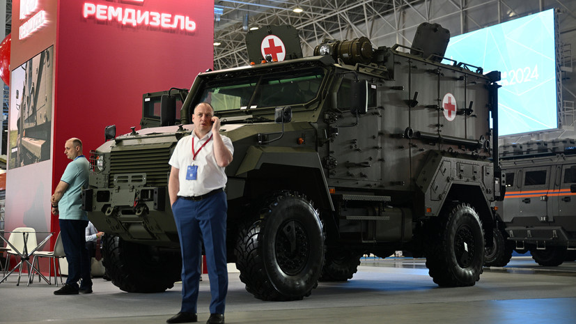     Защищённый санитарный автомобиль «Линза» на 15-м Международном салоне «Комплексная безопасность — 2024» РИА Новости Рамиль Ситдиков
