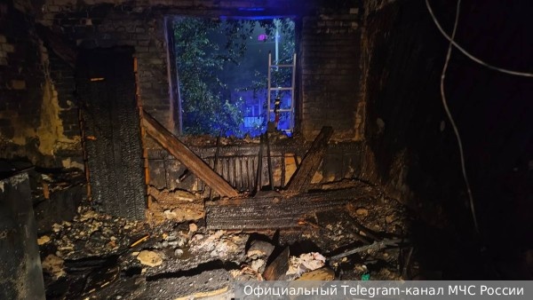     Фото: Официальный Telegram-канал МЧС России   
 Текст: Максим Попов