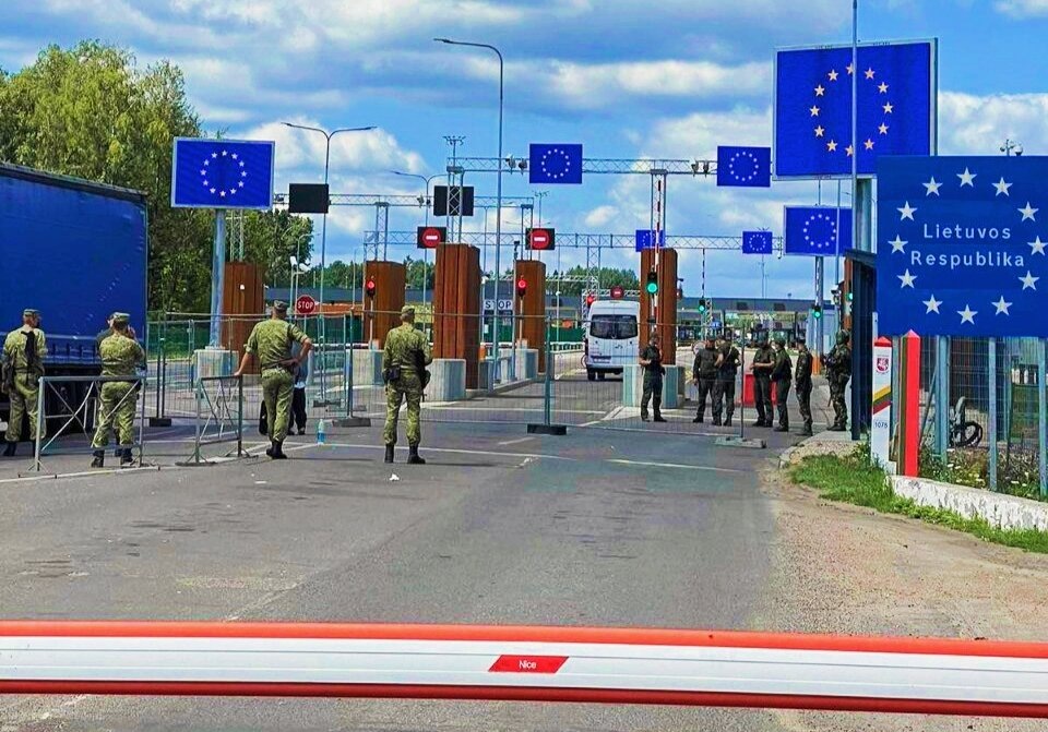 Пункте пропуска Мядининкай в одностороннем порядке перекрыт уже скоро как год. Фото: avatars.dzeninfra.ru