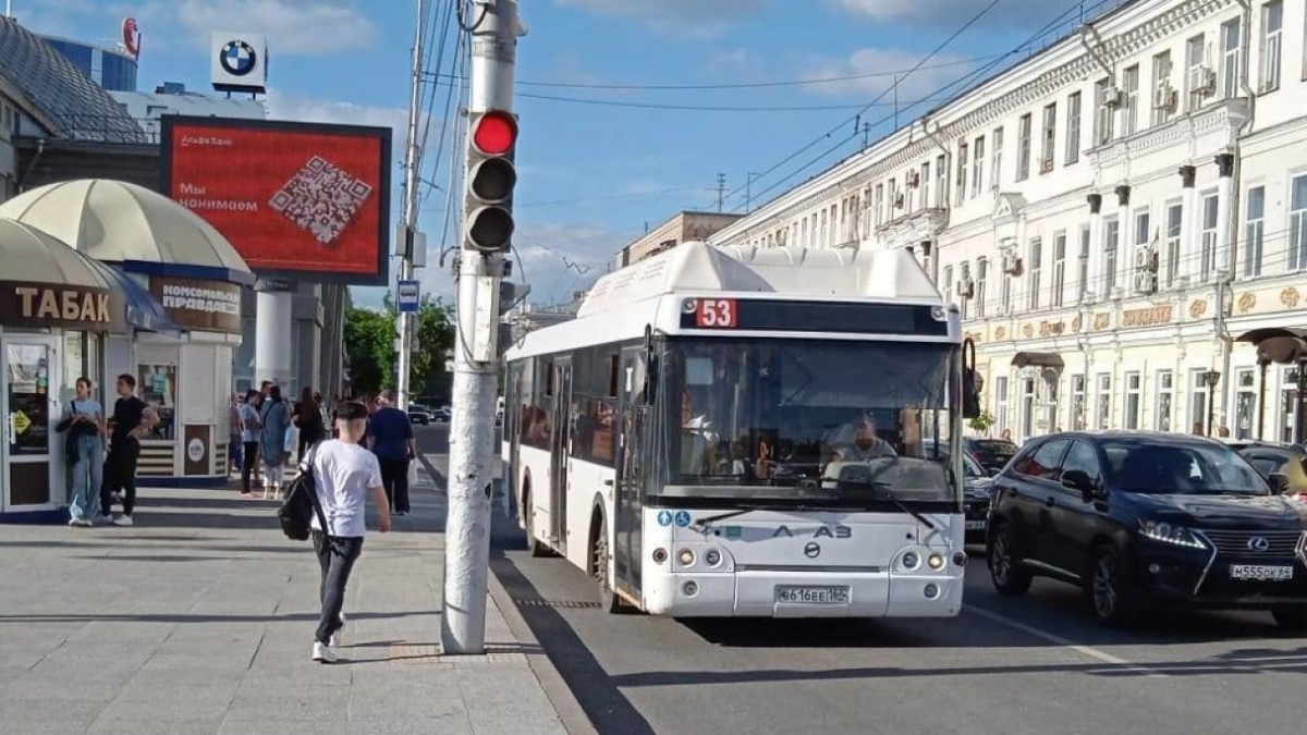    В Саратове отмечен недовыпуск автобусов на 3 популярных маршрутахНовости Саратова и области – Сетевое издание «Репортер64»